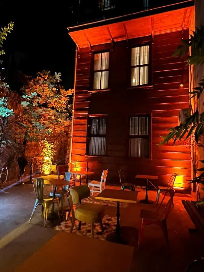 Klein Cihangir Pera Suites اسطنبول